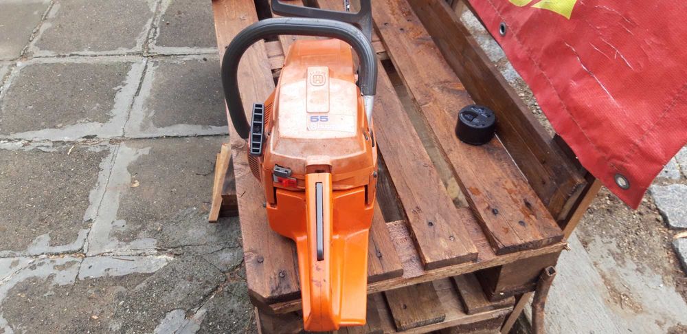 Продавам Хусварна 55