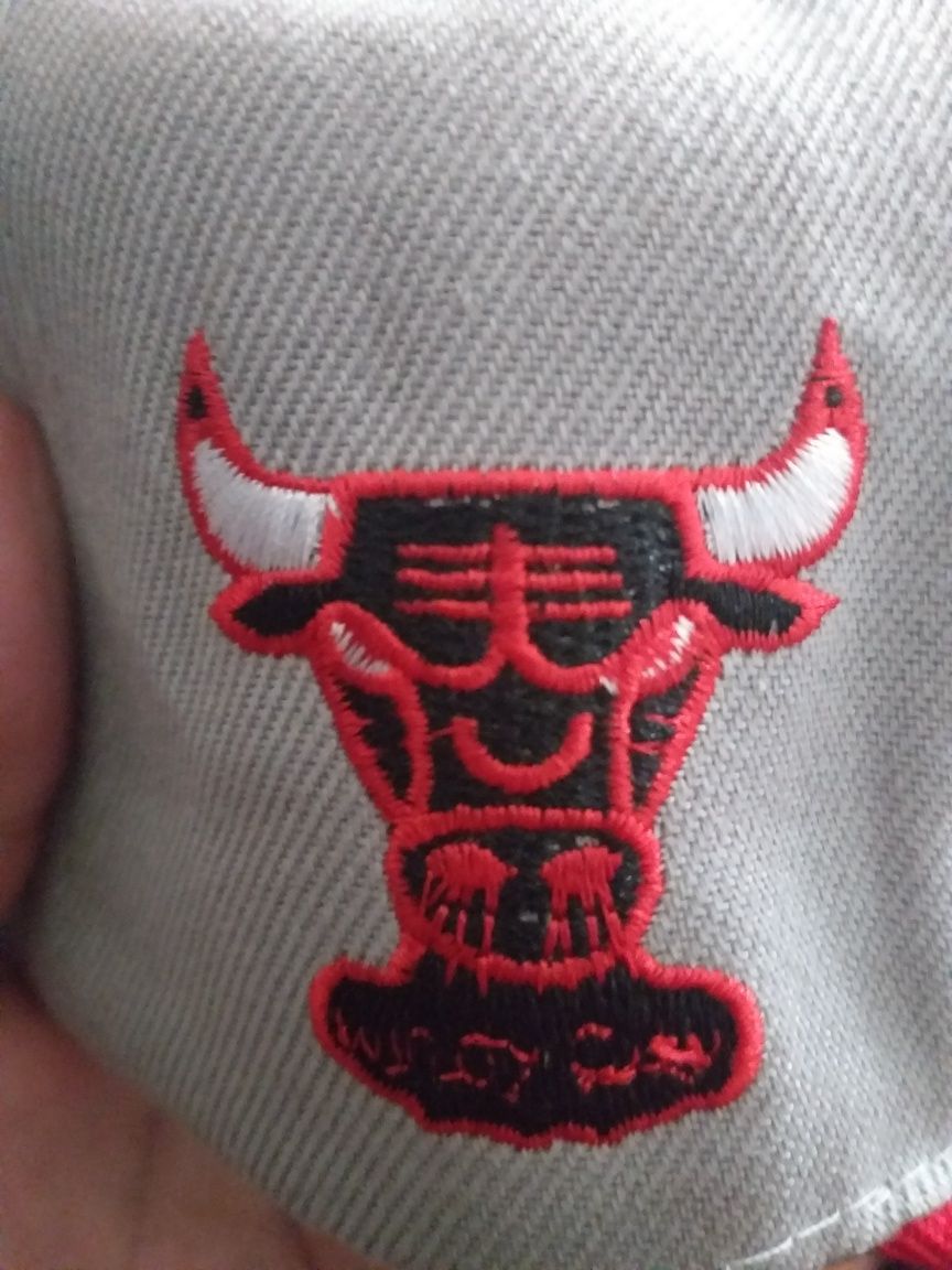 Шапка на Chicago Bulls NBA