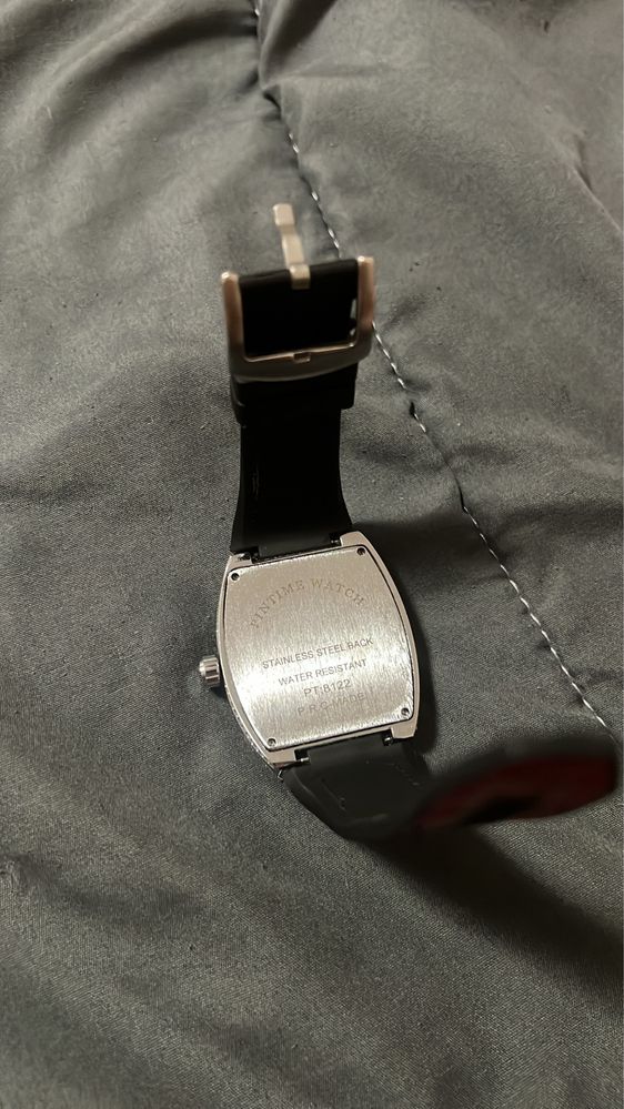 Pintime diamond watch