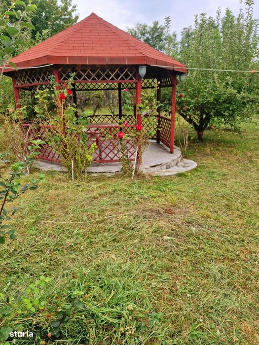 Vand teren/livada in Targu Neamt chiar in oras