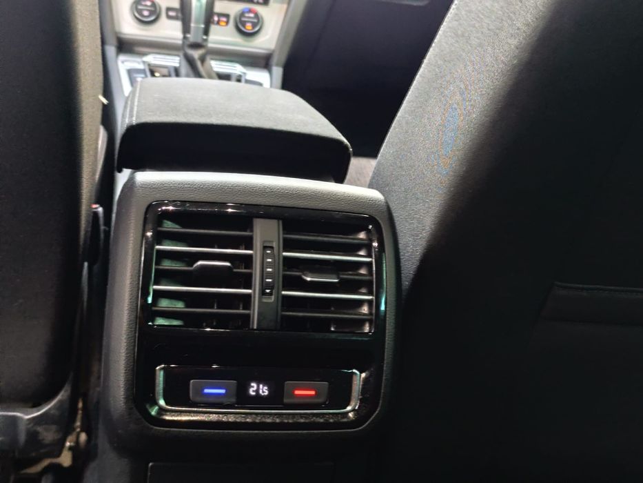 Vând pasat b8 an 2017