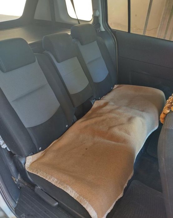 Autoturism Mazda 5 combi