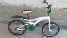 Velosiped sotiladi narxi 450  kelishtirib beraman000