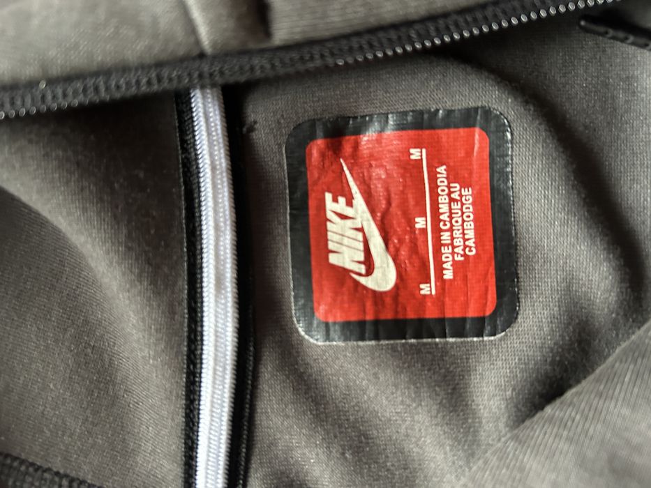 Compleu nike tech syna