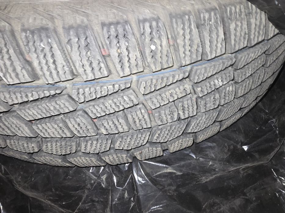 Зимние шины 195/65/R15