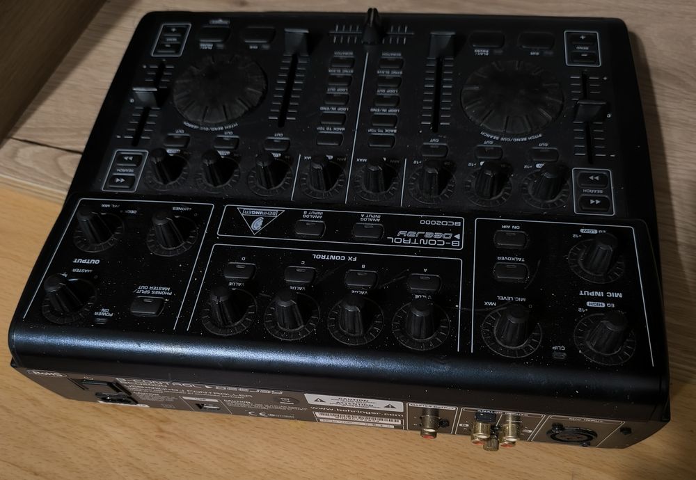 DJ Controller BEHRINGER BCD2000
