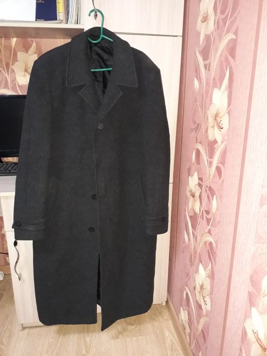 Мужское фирменное пальто размер XXL
