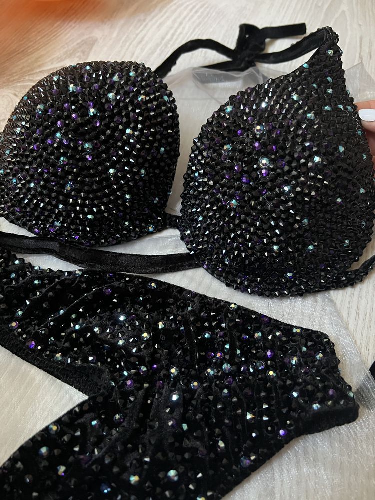 Costum de bikini/welness fitnes IFFB