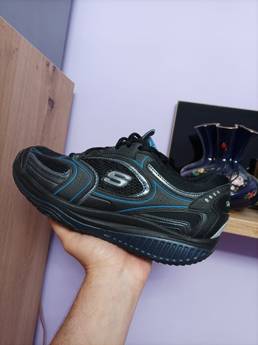 Adidasi skechers nr 38