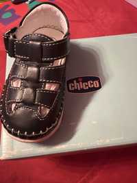 Chicco- Нови бебешки обувки -18 номер