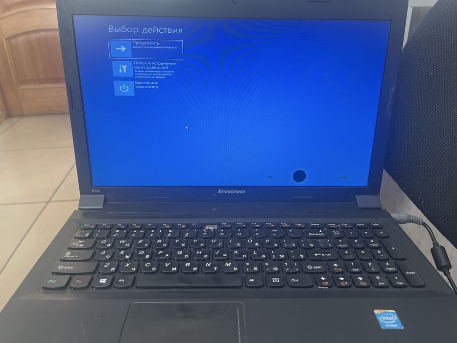 Продам ноутбук lenovo 500hdd