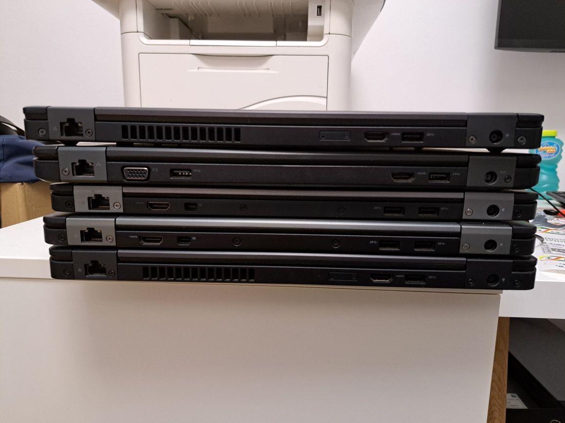 Laptopuri Dell 14'
