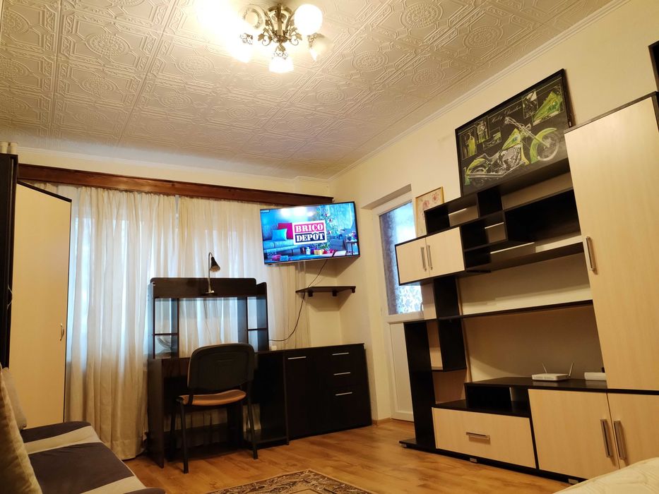 Inchiriez garsoniera Tineretului cu loc de parcare inclus