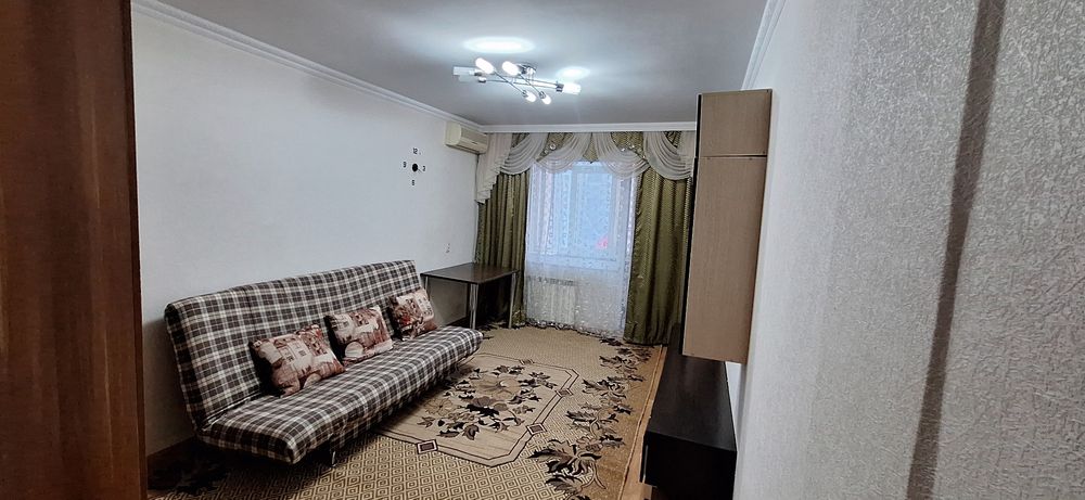 Сдаётся 2-х ком  посуточно на Утепова 15000тг