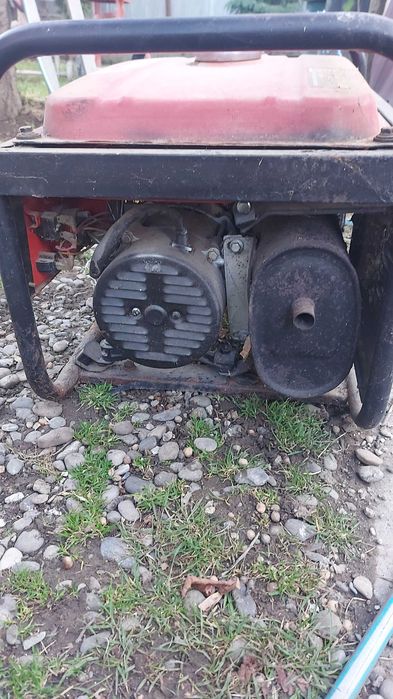 Generator pe benzină de vânzare