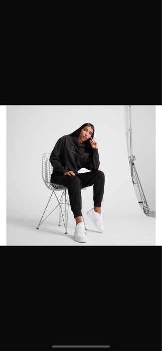 Продам спортивный костюм