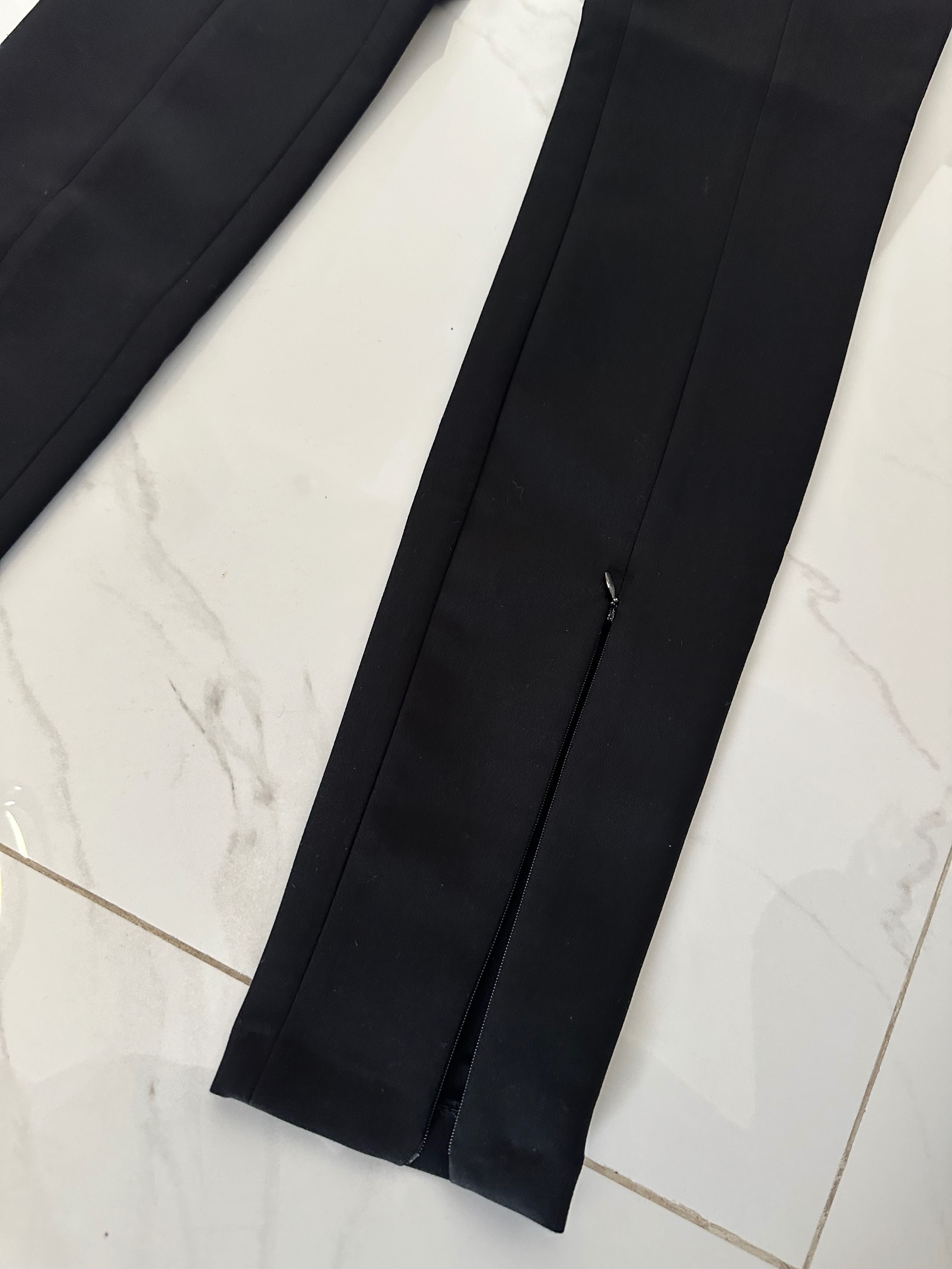 Дамски черен панталон ZARA с цепки на крачола