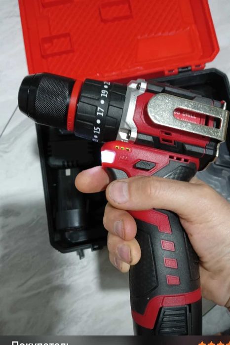 Продам шуруповерт бесщеточный