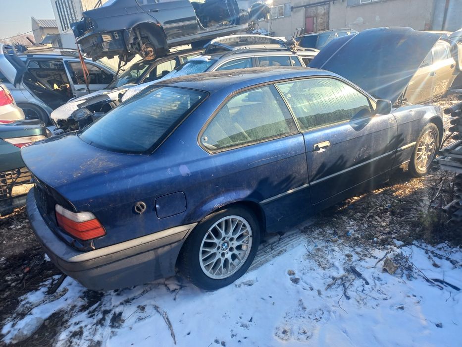 BMW E36 1.8 IS Бмв е36 1.8 ис на части