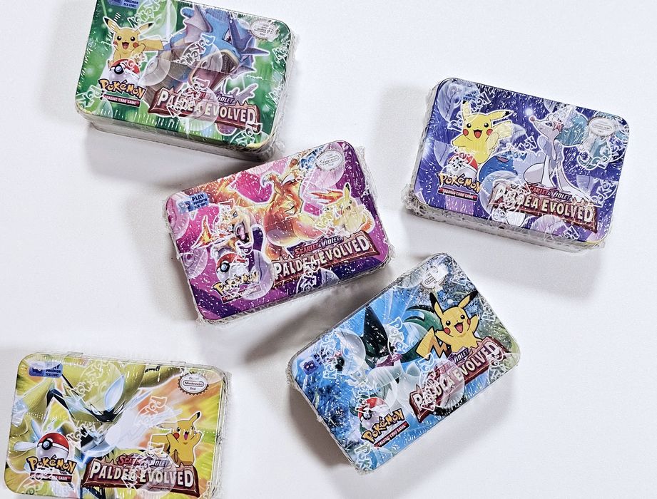 Карти Pokémon в метални кутии