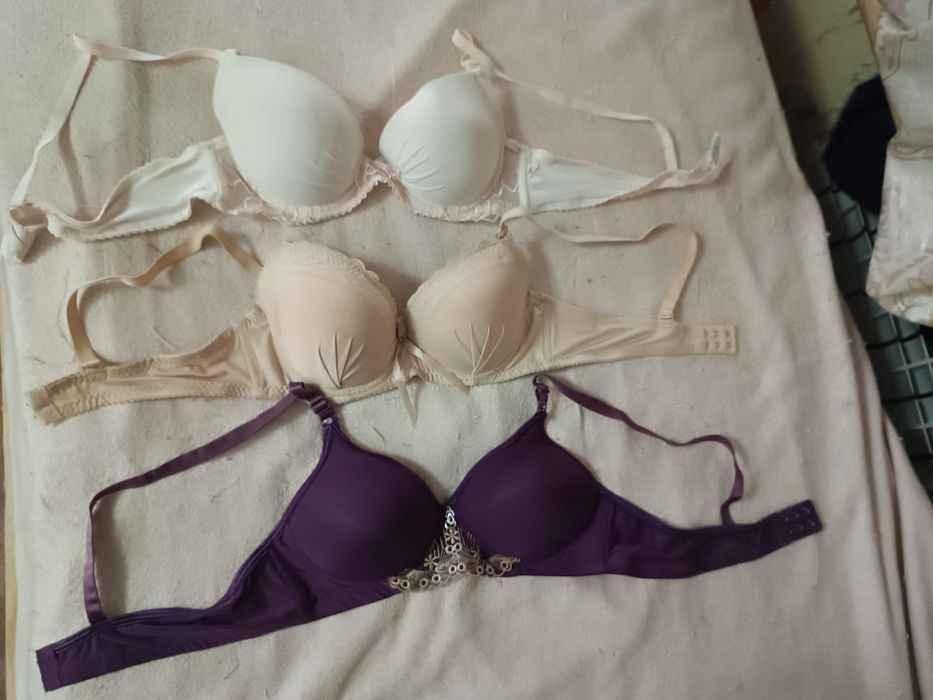 Продам бюзгалтера в идеальном состоянии