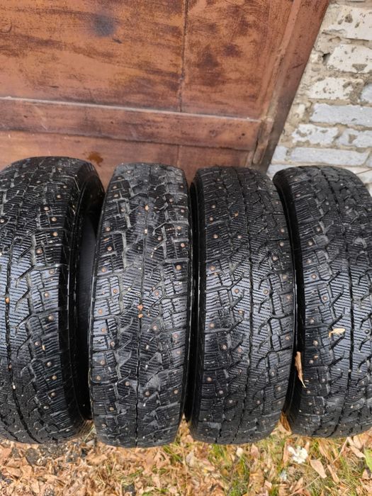 Шины зимние, шипованные, 185/75R16