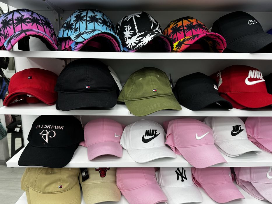 Шапки Adidas,Nike,Armani,Under Armour,Jordan,DSQ2,LA,Tommy,CK