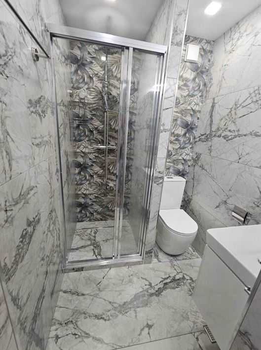 Дава се под наем Двустаен апартамент в Пловдив, Център - 76 кв.м за 700 € - Снимка #4