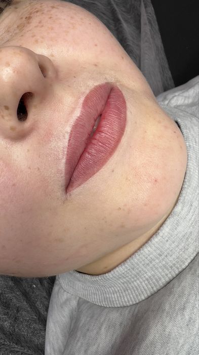 Перманент/татуаж бровей и губ 10000