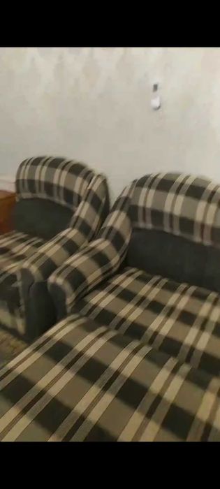 Продам диван с креслом