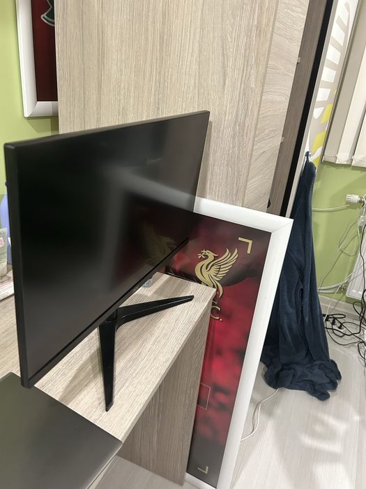 Геймърски монитор ЛOC 23.4inch 75hz 1ms