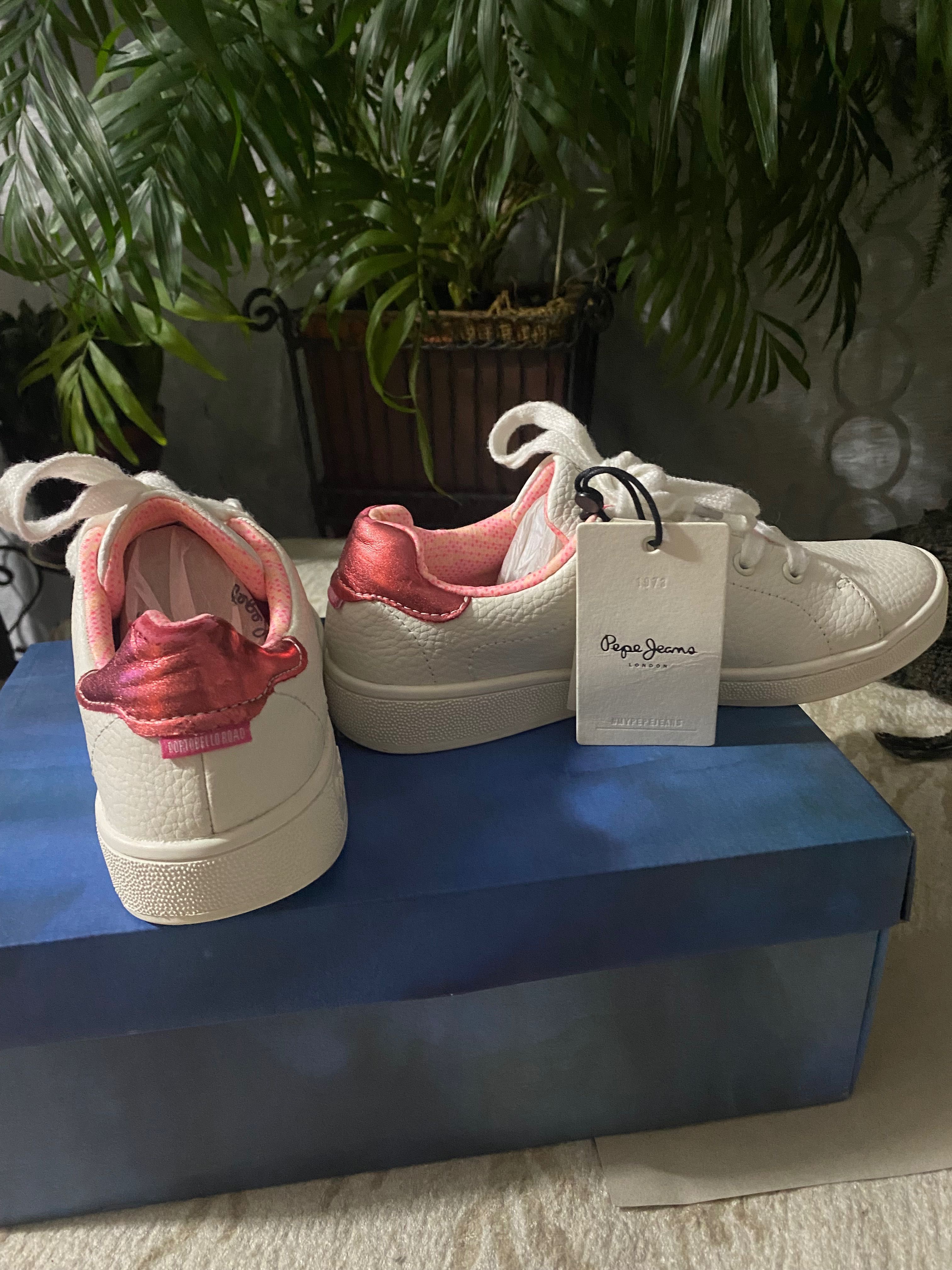 Оригинални дамски спортни обувки Pepe Jeans