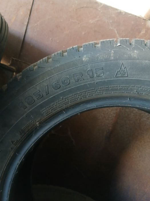 2 cauciucuri de iarna 185 60 r15 michelin