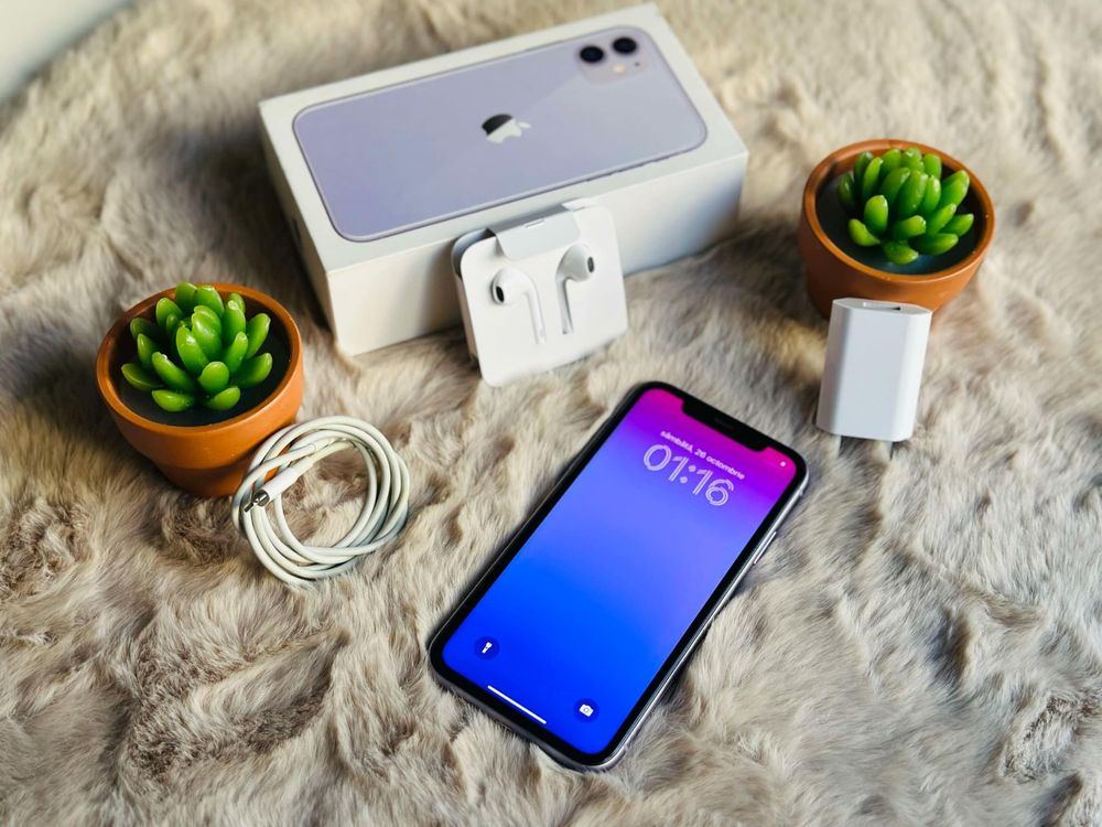 Vand IPhone 11 mov