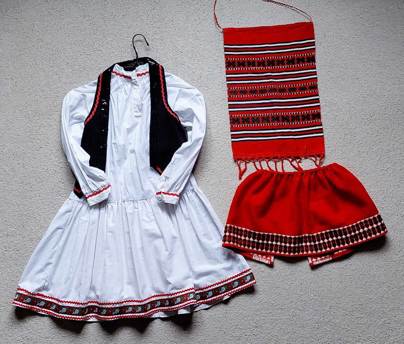 Детска народна носия за момиче - 6 - 8 години