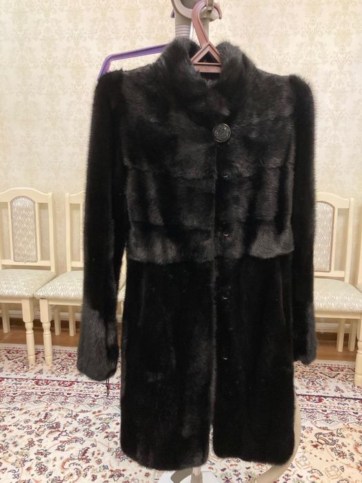 Норковая шуба сатылады!