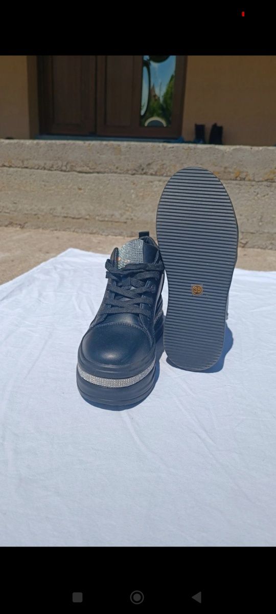 Pantofi sport cu platforma