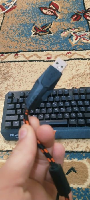 продам игравую клавиатуру