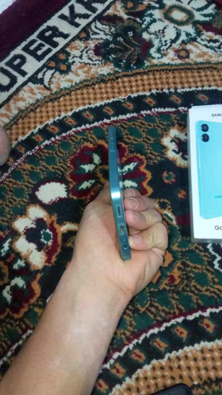 Samsumg a06 sotildi obmen y