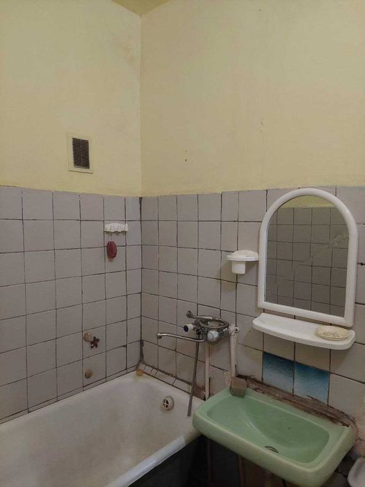 MAKLERSIZ FAQAT eri xotin oilaga beriladi. Zaks shart