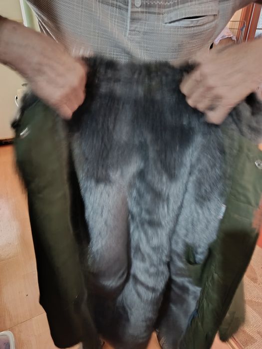 Продам куртку зимнюю мужскую пятидесятый размер