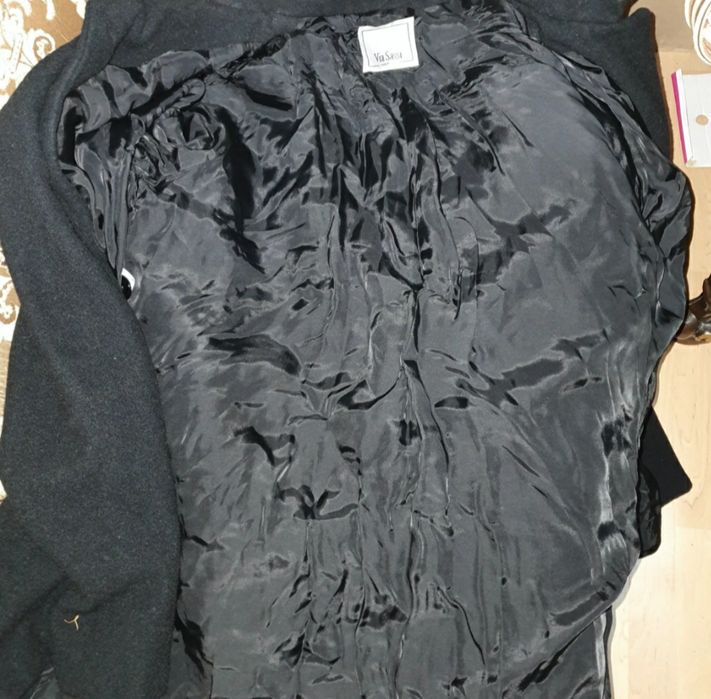 Palton negru clopot lana cu nasturi