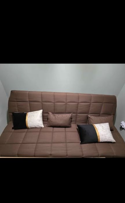 Разтегателно канапе клик клак. С размери 185 см. х 88 см. х 82 см. Чис