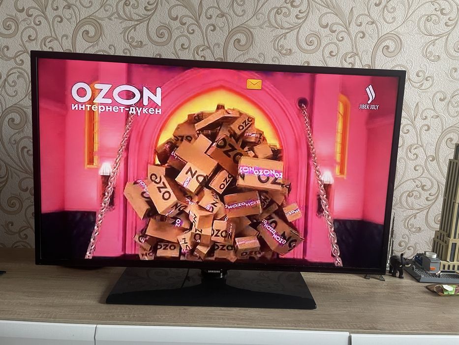 Телевизор Samsung