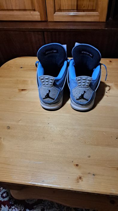 jordan 4 university blue