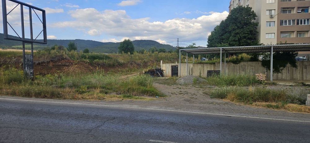 Продавам автомивка в Радомир срещу Лукойл!