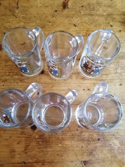 Servici 6 halbe de bere - stare impecabila