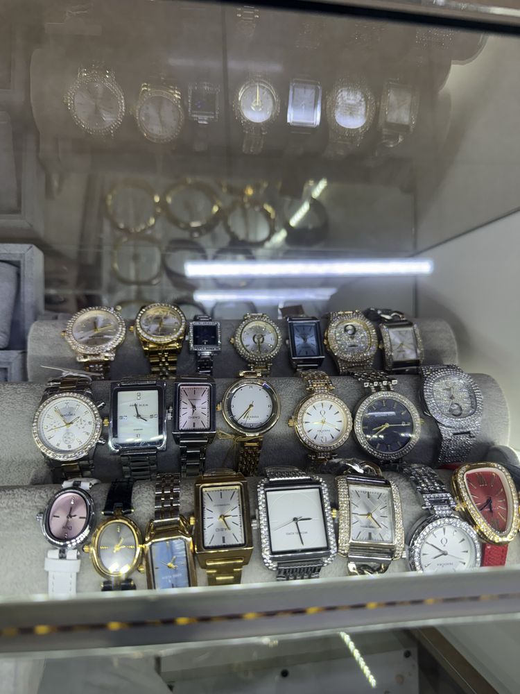 Продам Часы титановые