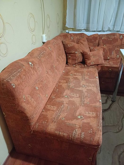 Кухненски диван разтегателен