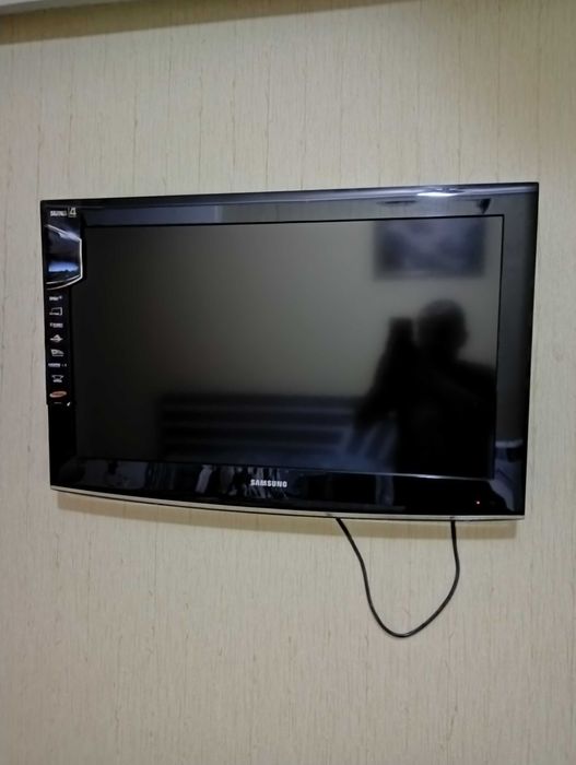 Продам телевизор